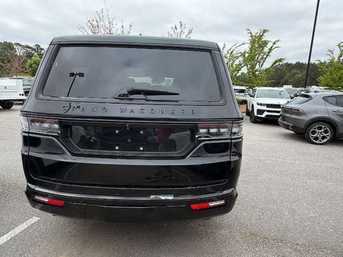 Used 2025 Jeep Grand Wagoneer Series II Obsidian w/ Quick Order Packagew 28T AWD/4WD image 9