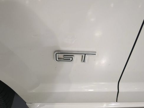 Used 2006 Ford Mustang GT Premium RWD image 12