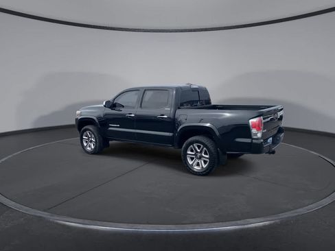 Certified 2018 Toyota Tacoma Limited AWD/4WD image 7