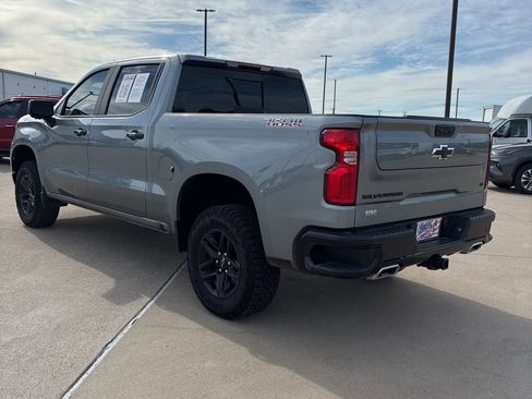 Used 2024 Chevrolet Silverado 1500 LT Trail Boss w/ Convenience Package II image 6