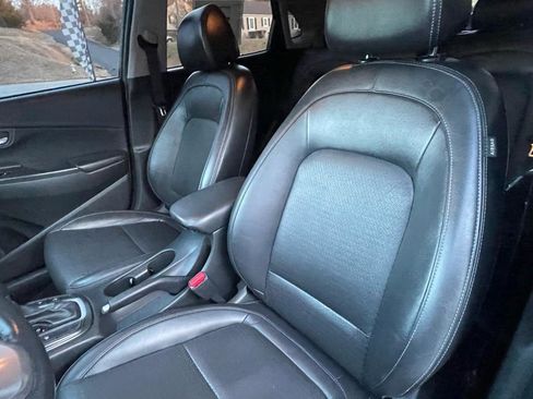 Used 2020 Hyundai Kona Limited image 13