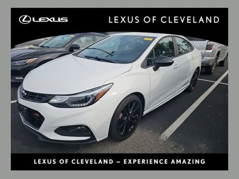 Used 2017 Chevrolet Cruze LT w/ Sun And Sound Package FWD image 1