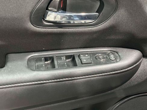 Used 2021 Honda HR-V Sport image 15