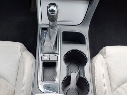 Used 2017 Hyundai Sonata Sport w/ Value Edition Package 02 image 16