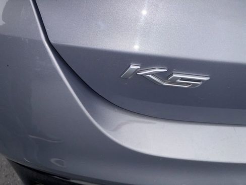 Used 2022 Kia K5 LXS image 9