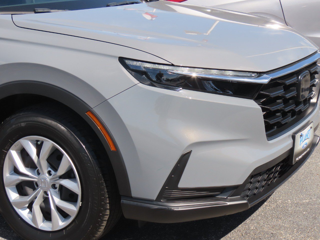 Used 2024 Honda CR-V LX image 16