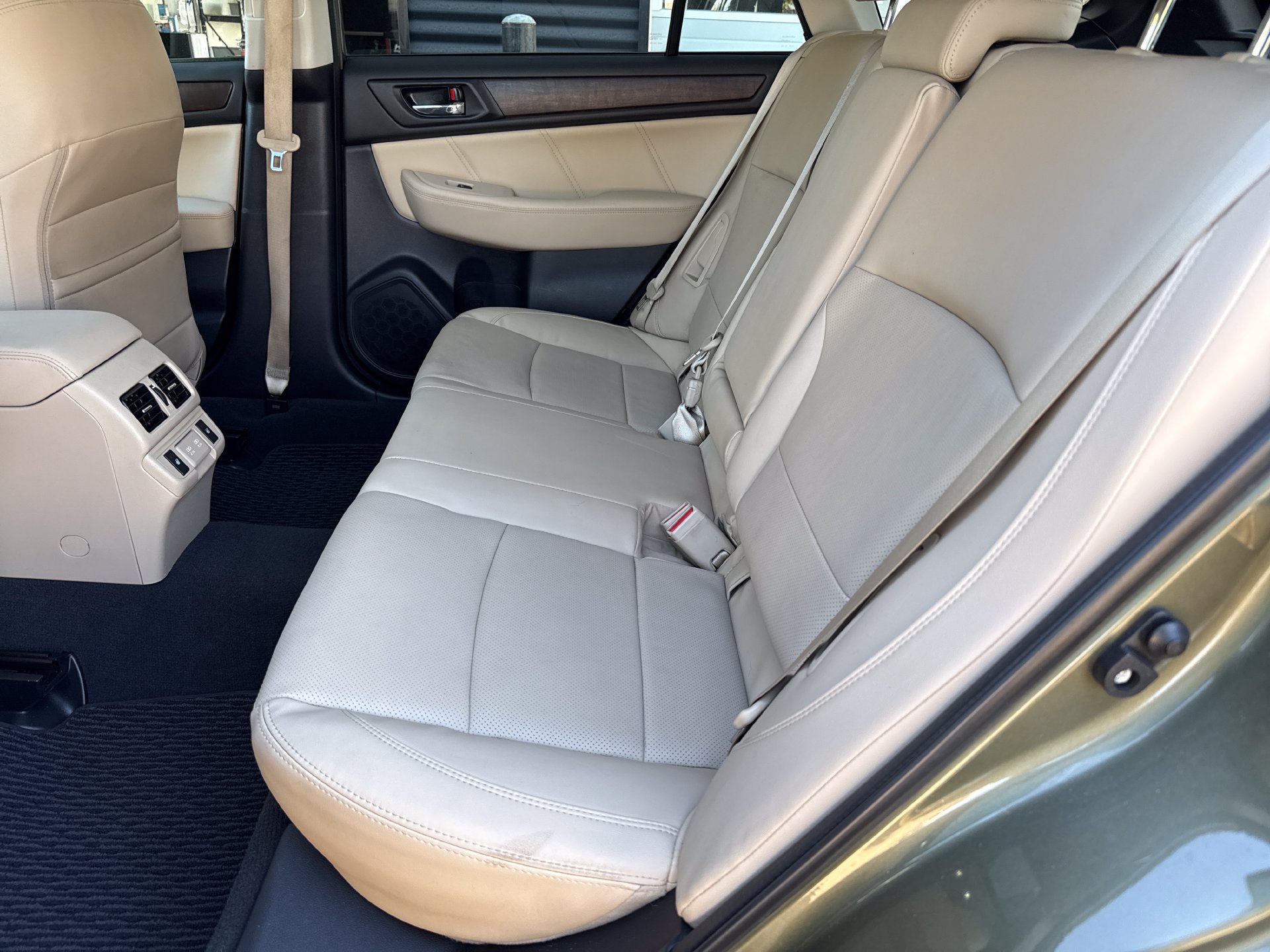 Used 2019 Subaru Outback 2.5i Limited AWD/4WD image 19
