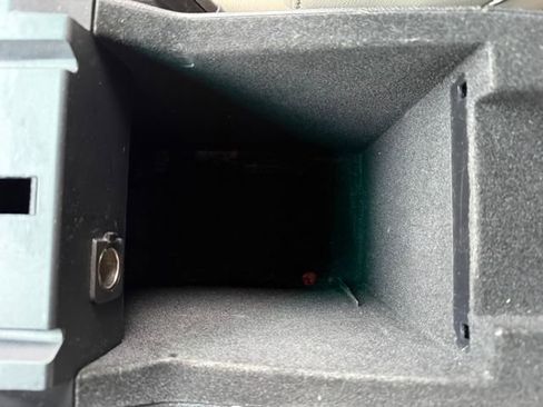 Used 2012 Ford Explorer XLT image 26