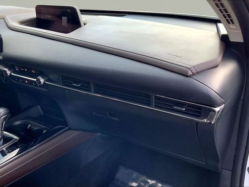 Used 2021 MAZDA CX-30 AWD 2.5 S w/ Premium Package image 18