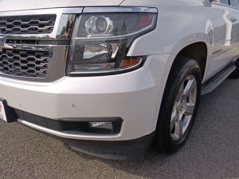 Used 2018 Chevrolet Suburban LT AWD/4WD image 9