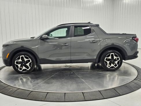Used 2022 Hyundai Santa Cruz Limited image 2