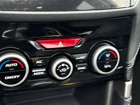 Certified 2023 Subaru Forester Limited image 17