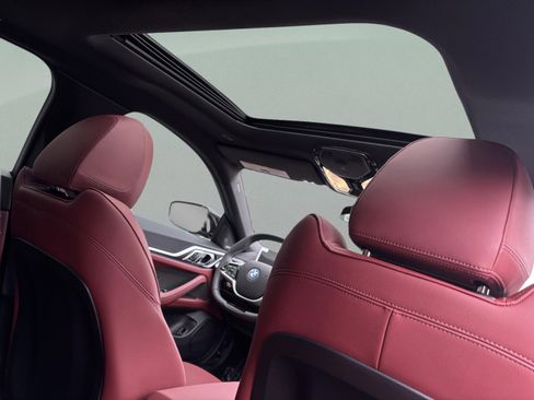 Used 2026 BMW i4 eDrive40 image 29