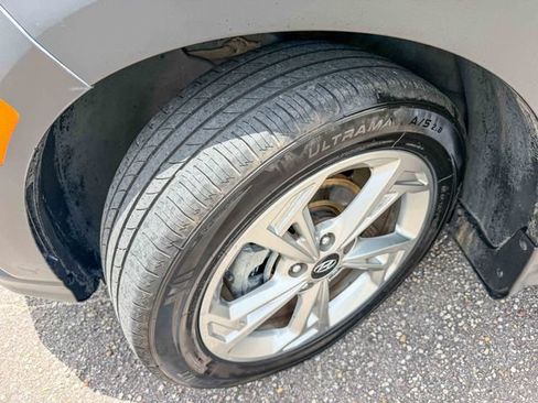 Used 2023 Hyundai Kona SEL FWD image 9