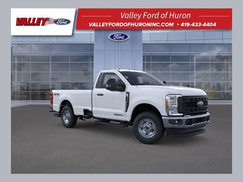 New 2026 Ford F250 XL w/ XL Chrome Package image 1