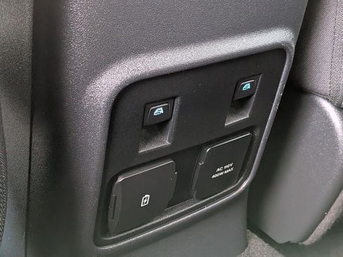 Used 2022 Ford Bronco Wildtrak image 29