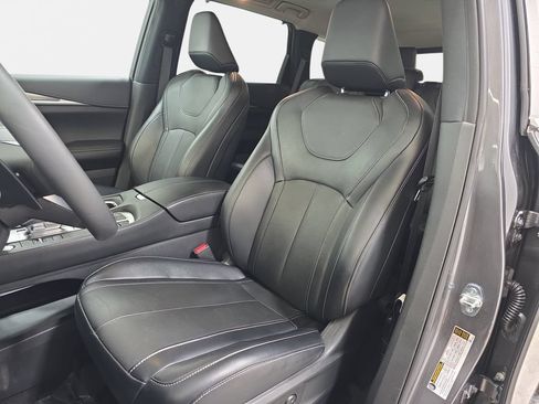 Certified 2023 INFINITI QX60 Luxe w/ Vision Package AWD/4WD image 12