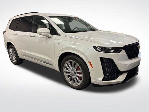 Certified 2023 Cadillac XT6 Sport w/ Technology Package AWD/4WD image 39