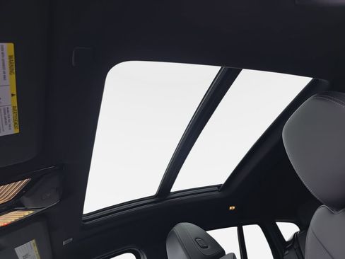 Used 2025 BMW X4 xDrive30i image 34