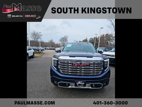 Used 2023 GMC Sierra 1500 Denali w/ Denali Reserve Package image 9
