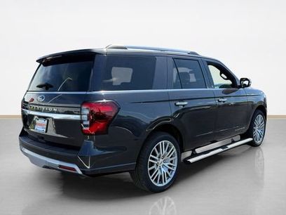 Used 2024 Ford Expedition Platinum