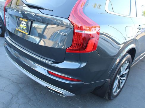 Used 2017 Volvo XC90 T6 Momentum w/ Vision Package image 18