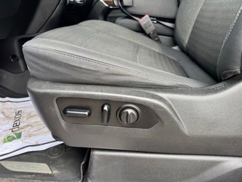 Used 2019 GMC Sierra 1500 Elevation w/ Elevation Convenience Package AWD/4WD image 13