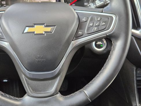 Used 2023 Chevrolet Equinox LT FWD image 19