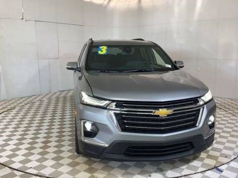 Used 2023 Chevrolet Traverse LT w/ LPO, Floor Liner Package AWD/4WD image 3