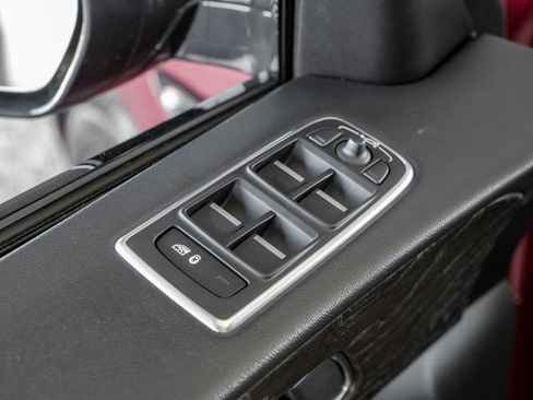 Used 2017 Jaguar F-PACE S image 51