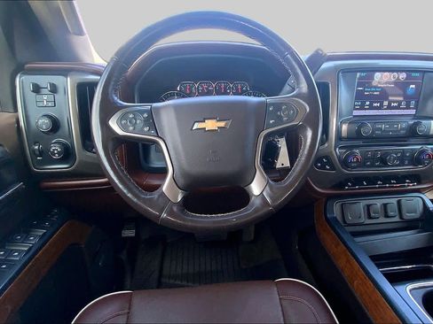 Used 2018 Chevrolet Silverado 1500 High Country AWD/4WD image 6