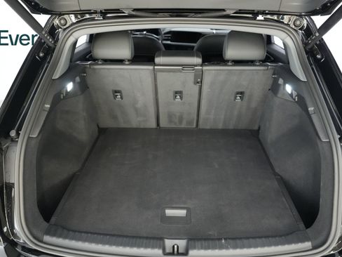 Used 2023 Audi Q4 e-tron Prestige w/ Black Optic Package image 8