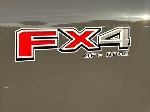 New 2026 Ford F250 XLT w/ XLT Premium Package AWD/4WD image 21