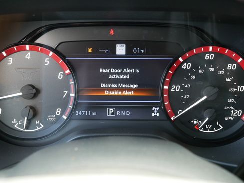 Used 2021 Nissan Titan PRO-4X w/ Pro-4x Convenience Package AWD/4WD image 21