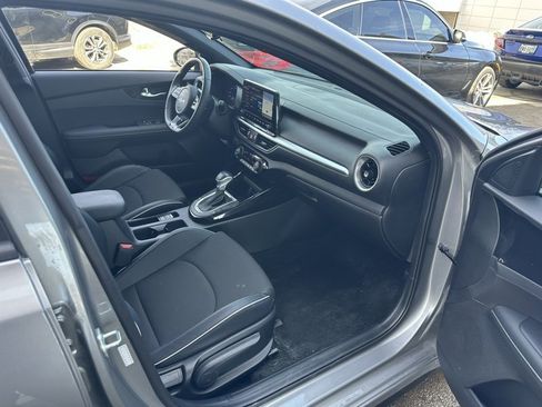 Certified 2023 Kia Forte GT-Line w/ GT-Line Technology Package image 10