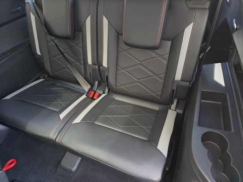 New 2026 Volkswagen Atlas Peak Edition AWD/4WD image 24