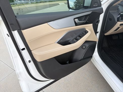 Certified 2026 Acura MDX SH-AWD w/ Technology Package image 14
