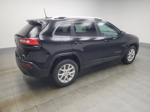 Used 2018 Jeep Cherokee Latitude Plus w/ Cold Weather Group image 10