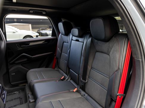 New 2026 Porsche Cayenne GTS image 42