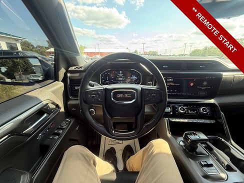 Used 2023 GMC Sierra 1500 AT4 w/ AT4 Premium Package AWD/4WD image 16