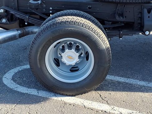 New 2026 Chevrolet Silverado 3500 W/T w/ WT Convenience Package AWD/4WD image 4