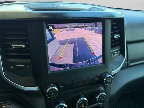 Used 2019 RAM 1500 Big Horn AWD/4WD image 22