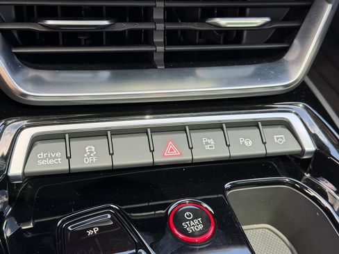 Certified 2023 Audi e-tron GT Prestige w/ Prestige Package AWD/4WD image 33