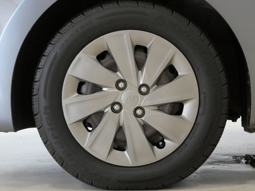 Used 2019 Kia Rio S FWD image 9