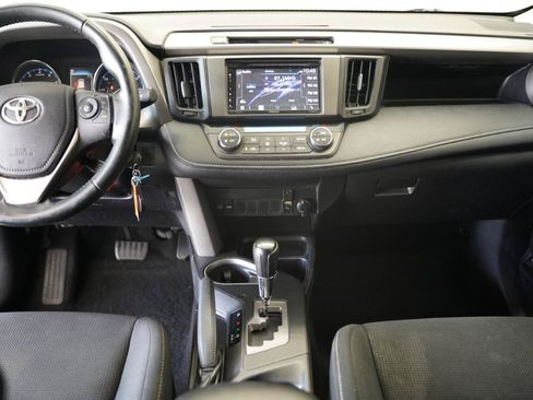 Used 2016 Toyota RAV4 XLE w/ Cargo Management Package FWD image 18