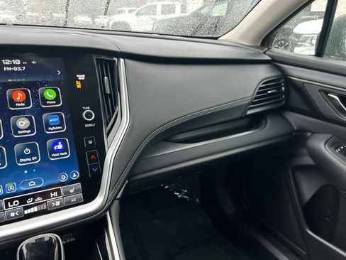 Used 2024 Subaru Outback Premium image 18