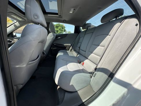 Used 2016 Chevrolet Malibu LT FWD image 37
