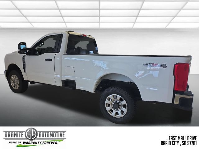 Used 2024 Ford F350 XLT AWD/4WD image 4