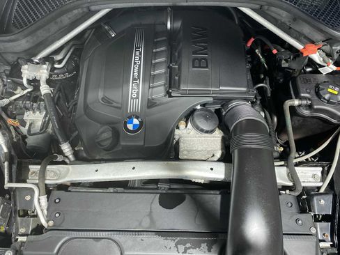 Used 2015 BMW X5 xDrive35i AWD/4WD image 9