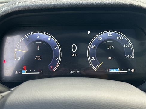 Used 2024 Jeep Grand Cherokee L Limited w/ Luxury Tech Group II image 27